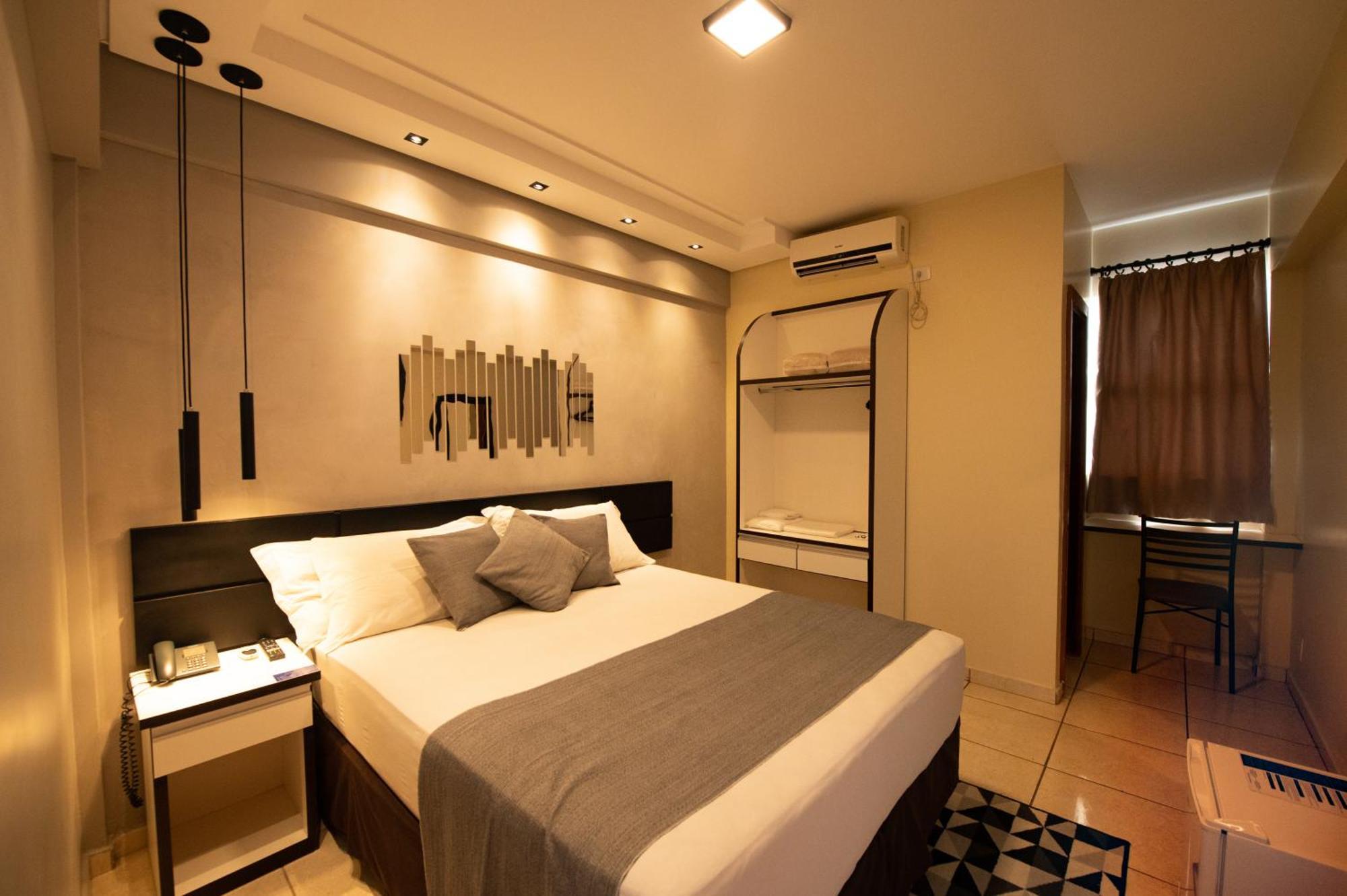 Quarto Duplo Standard