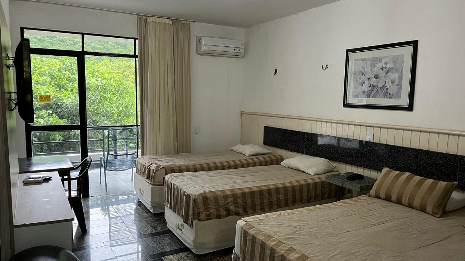 Quarto Duplo