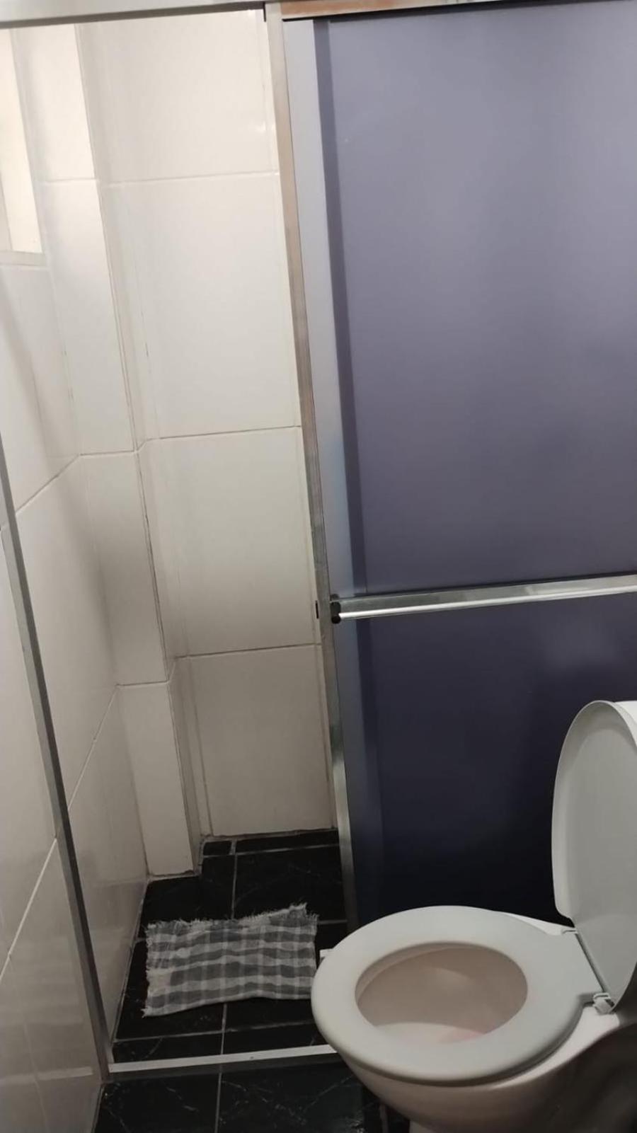 Quarto Quádruplo com Casa de Banho Privativa