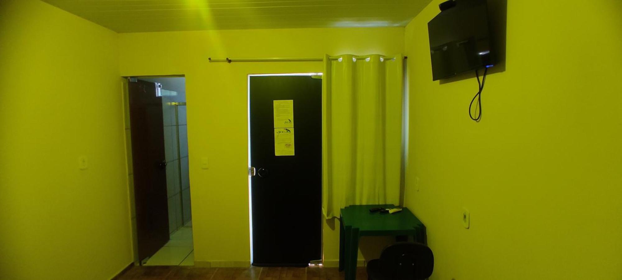 Quarto Duplo com Casa de Banho Privativa
