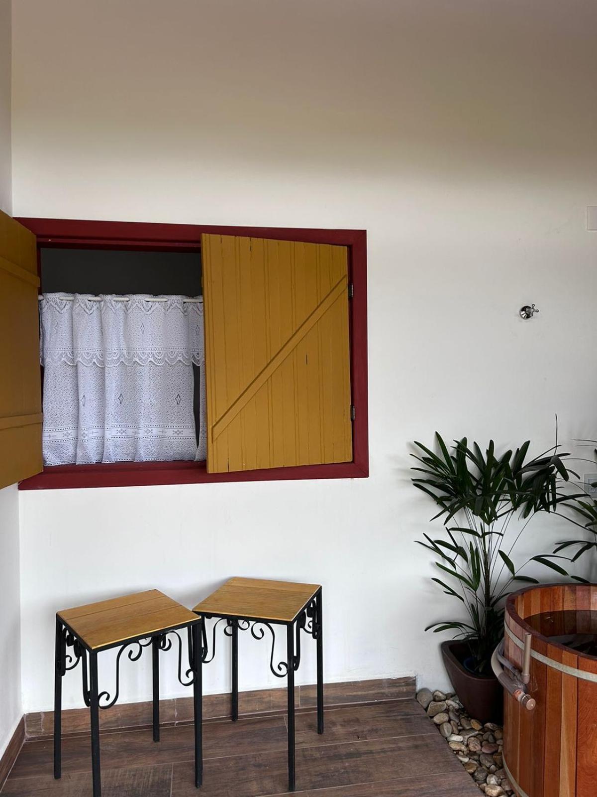 Suite Queen com Banheira de Hidromassagem