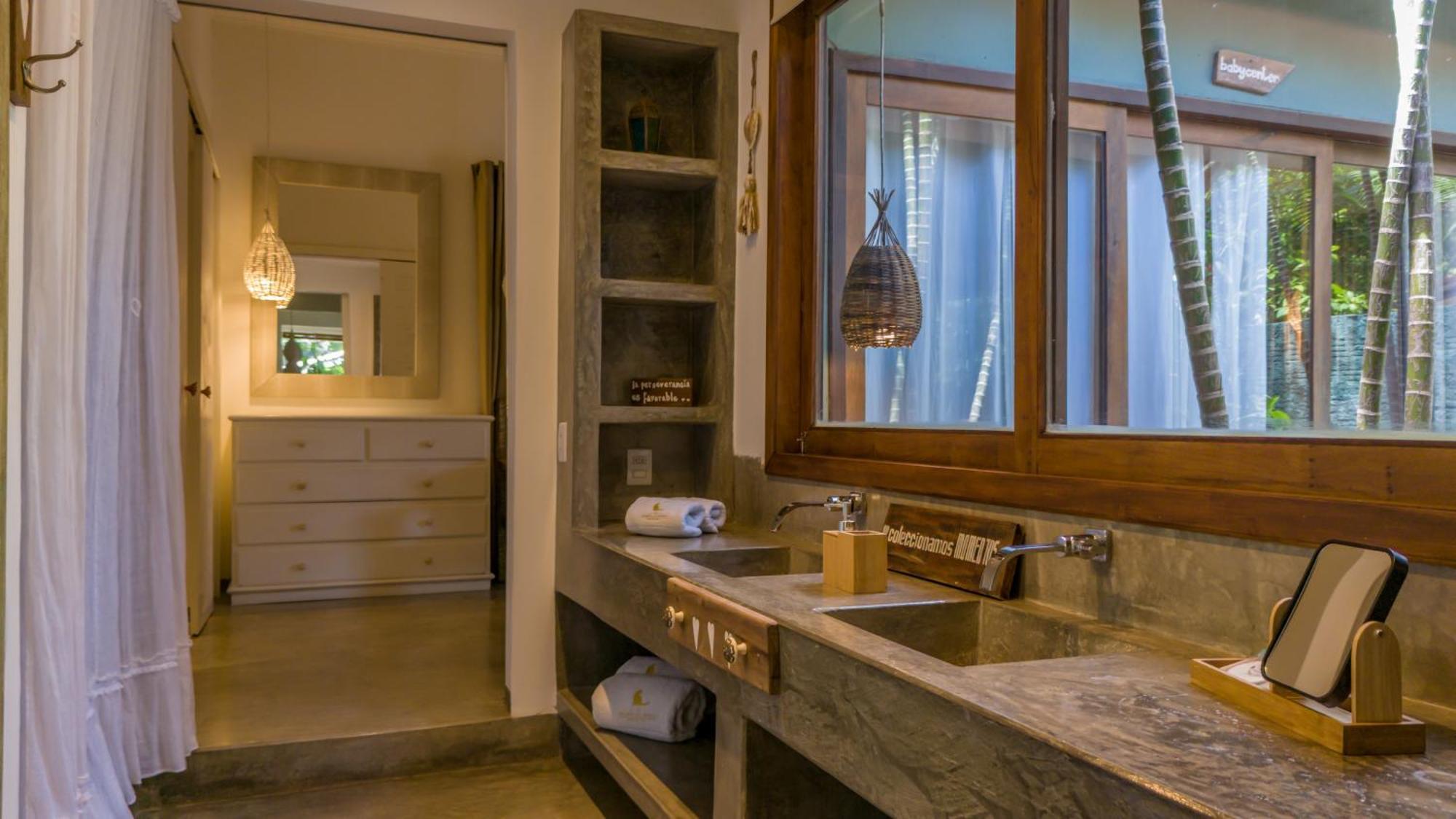Villa com Piscina Privada