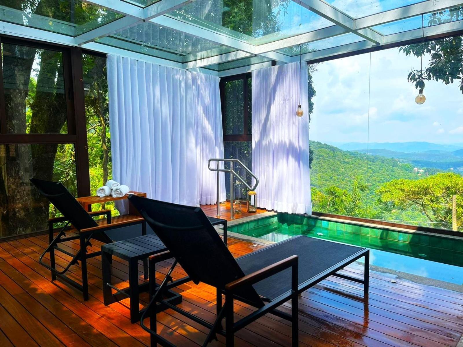 Suite with Private Pool