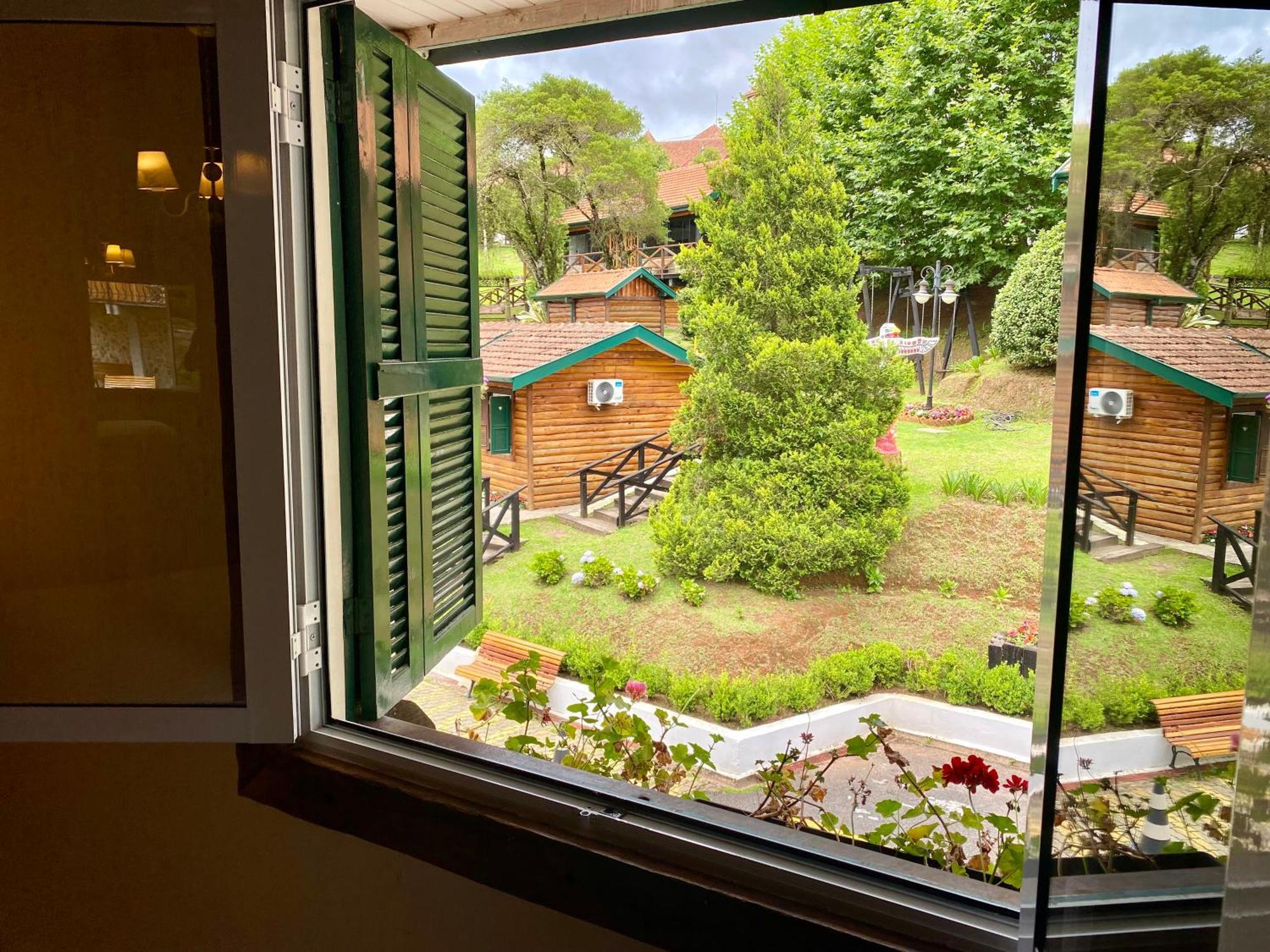 Suite Superior (2 Adultos)