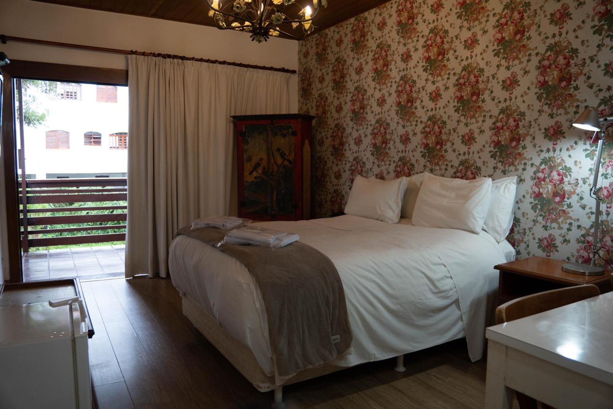 Suite com Varanda