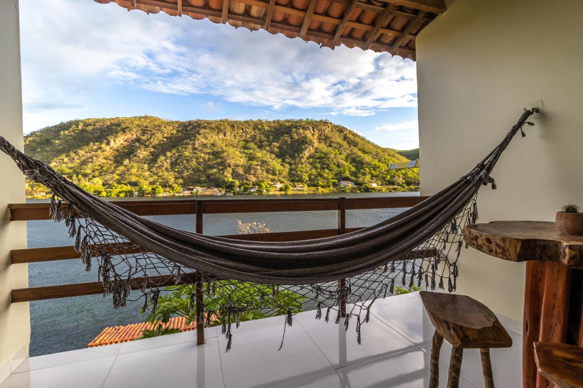 Suite com Varanda