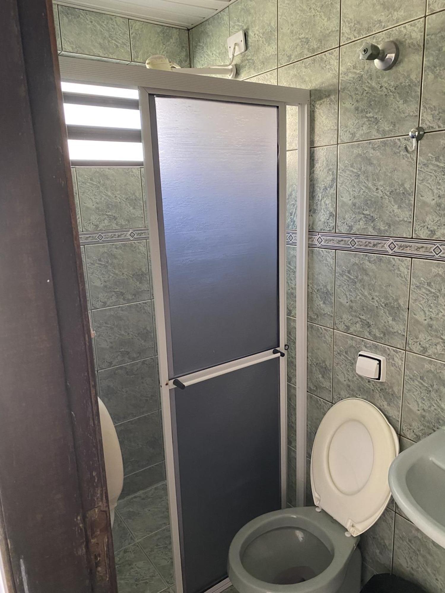 Quarto Triplo com Casa de Banho
