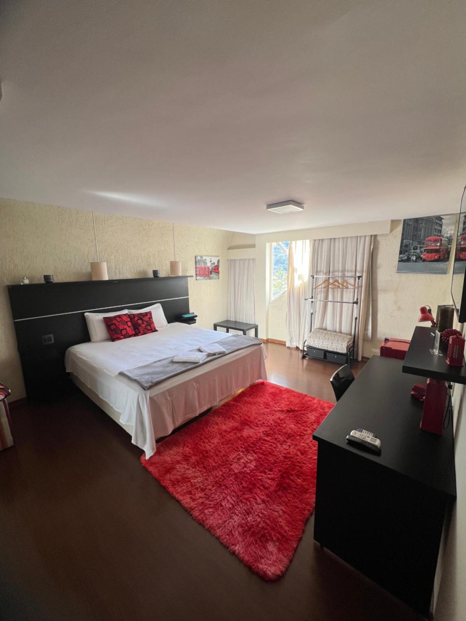 Suite King com Banheira de Hidromassagem