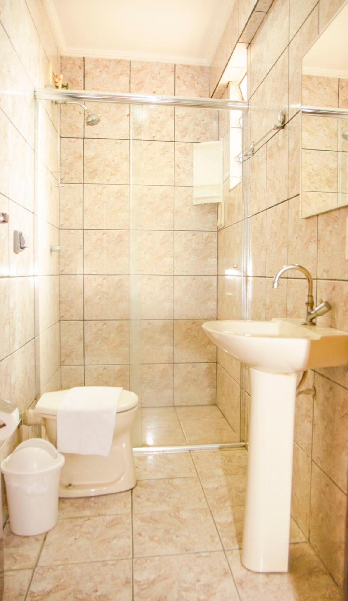 Quarto Duplo Standard com Ventoinha