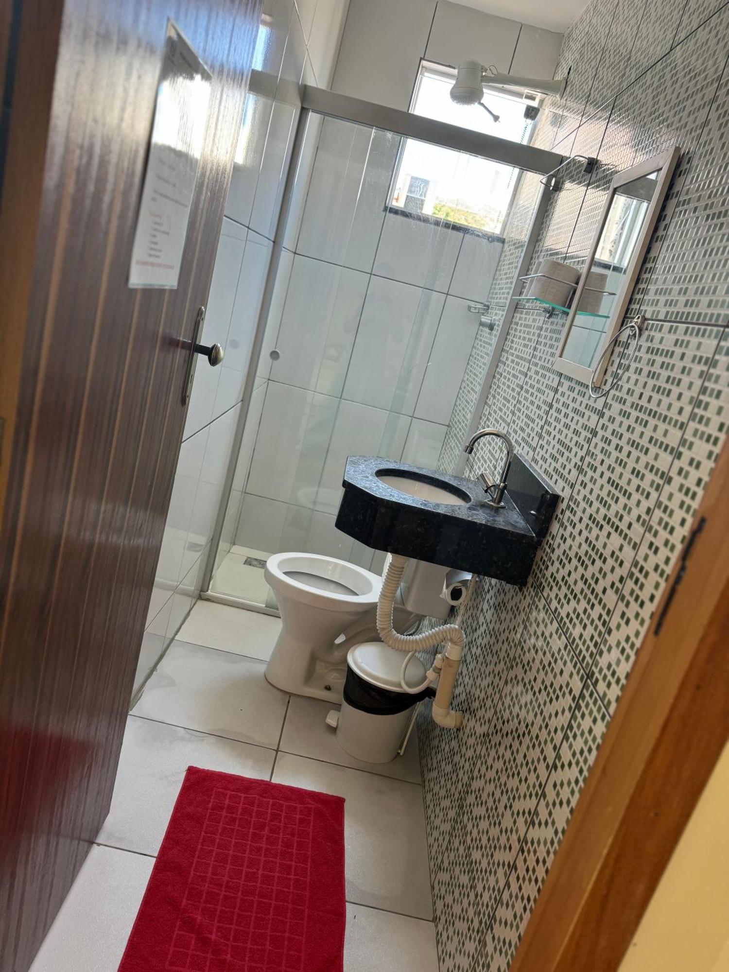 Deluxe Room,1585484139:JPEG
