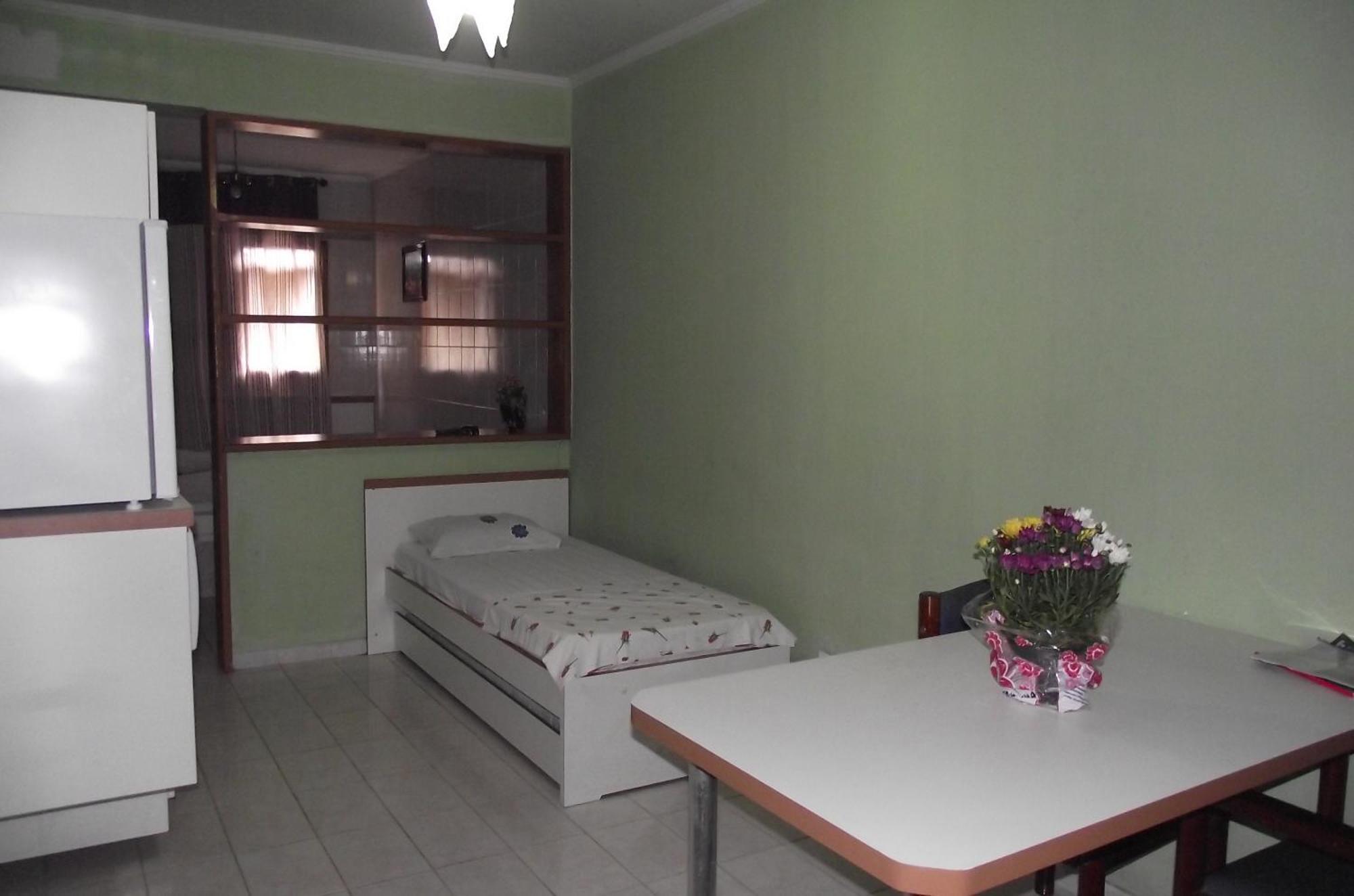 Quarto Triplo com Ar Condicionado