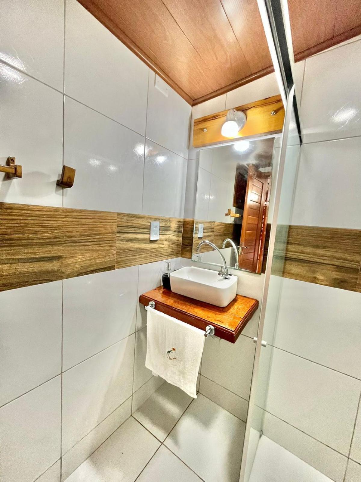 Quarto Triplo Comfort com Chuveiro