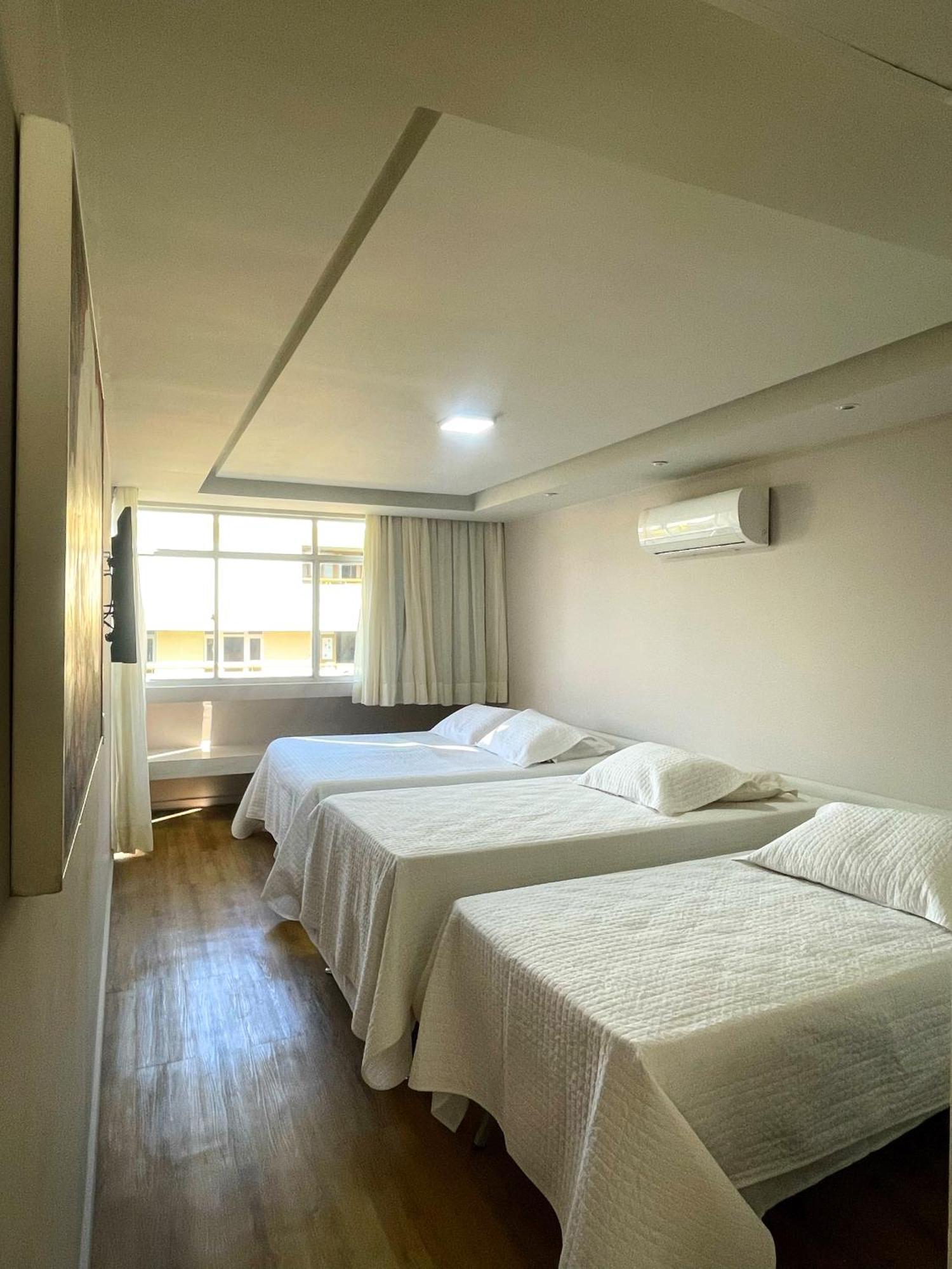 Quarto Quádruplo Luxo