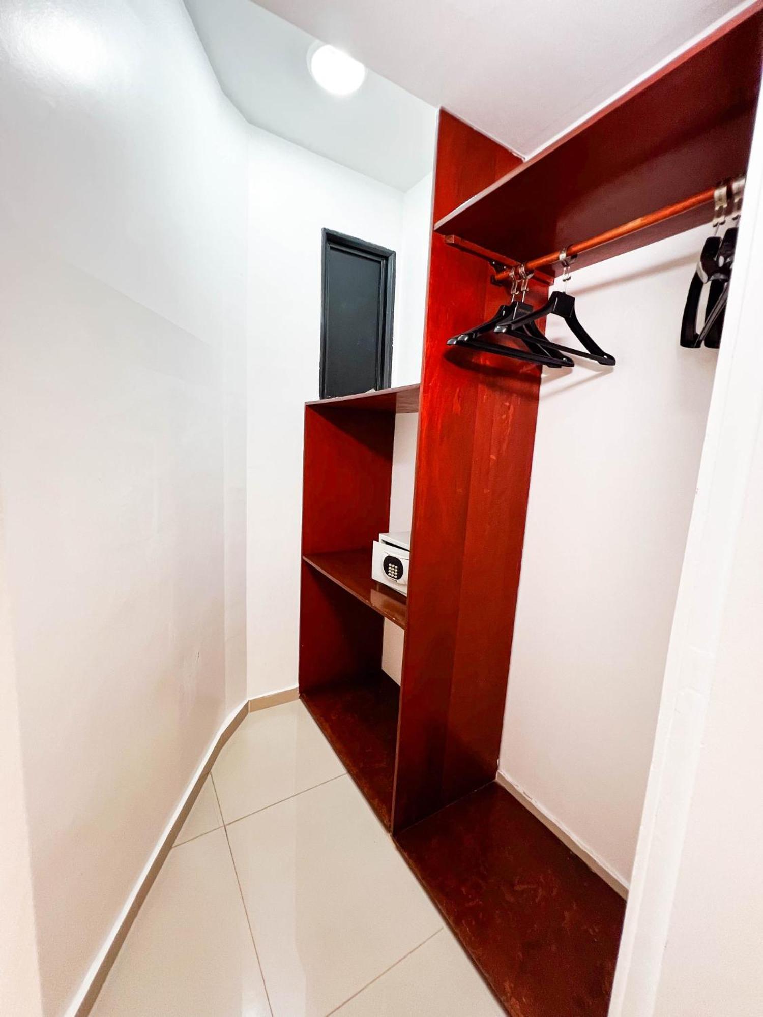 Quarto Triplo com Casa de Banho