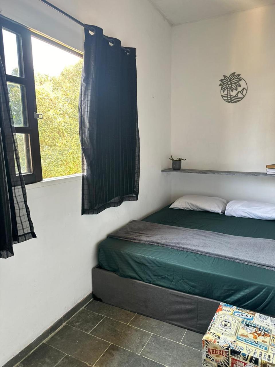 Quarto Duplo com WC Partilhado