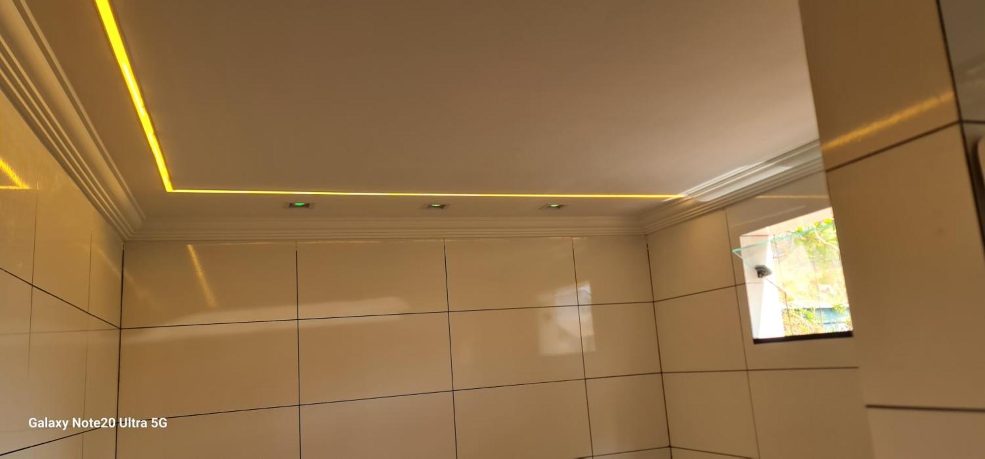 Suite King com Banheira de Hidromassagem