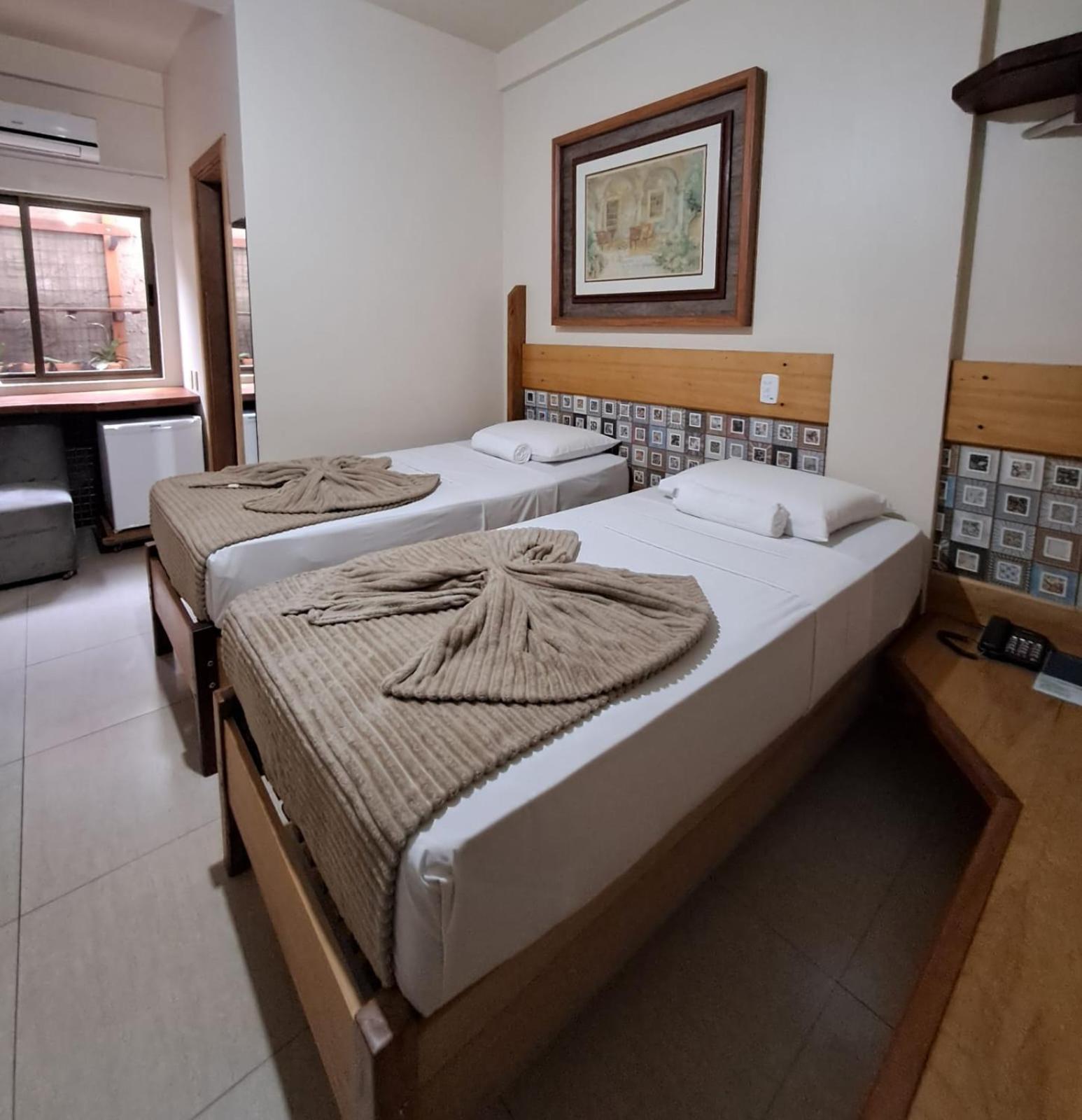 Quarto Duplo / Twin