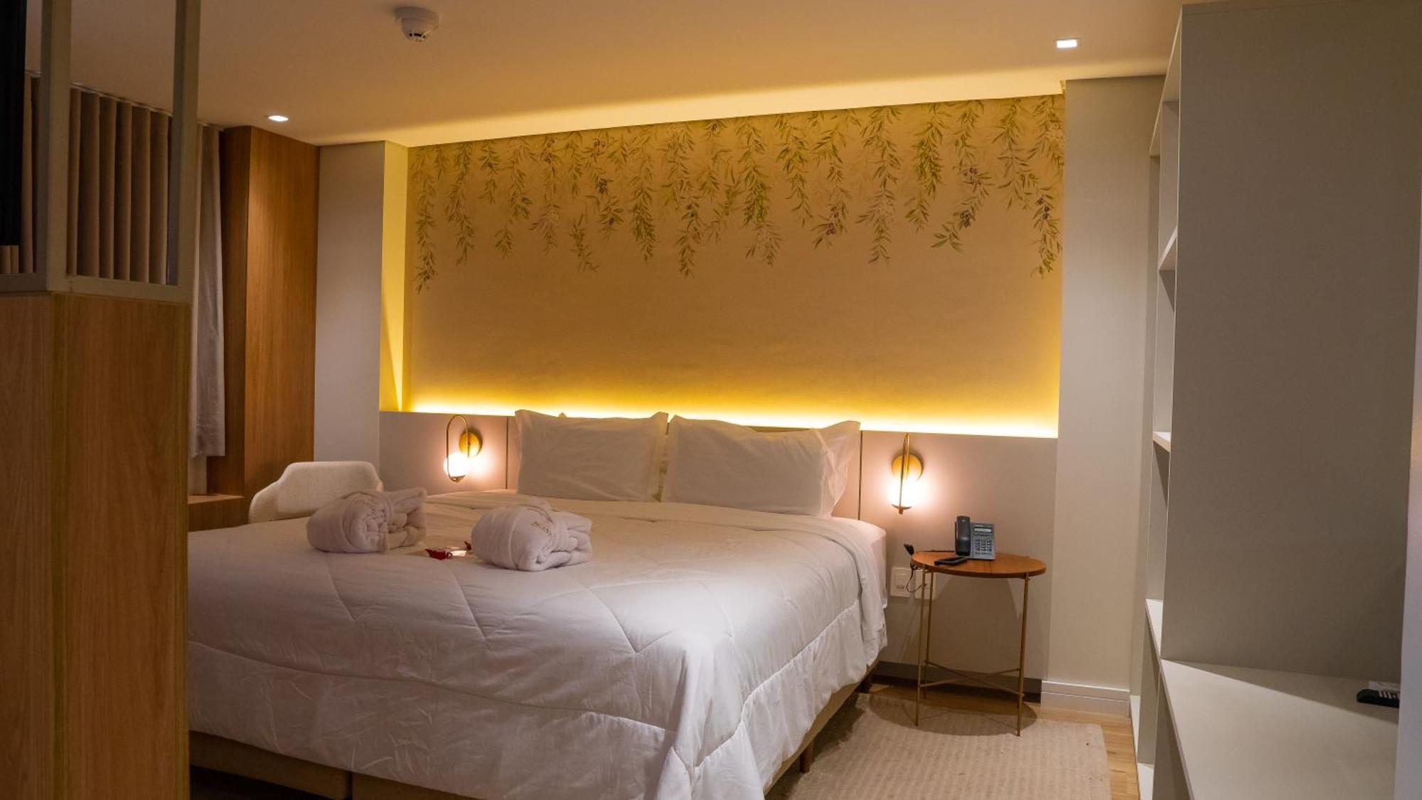 Suite Deluxe com Banheira de Hidromassagem