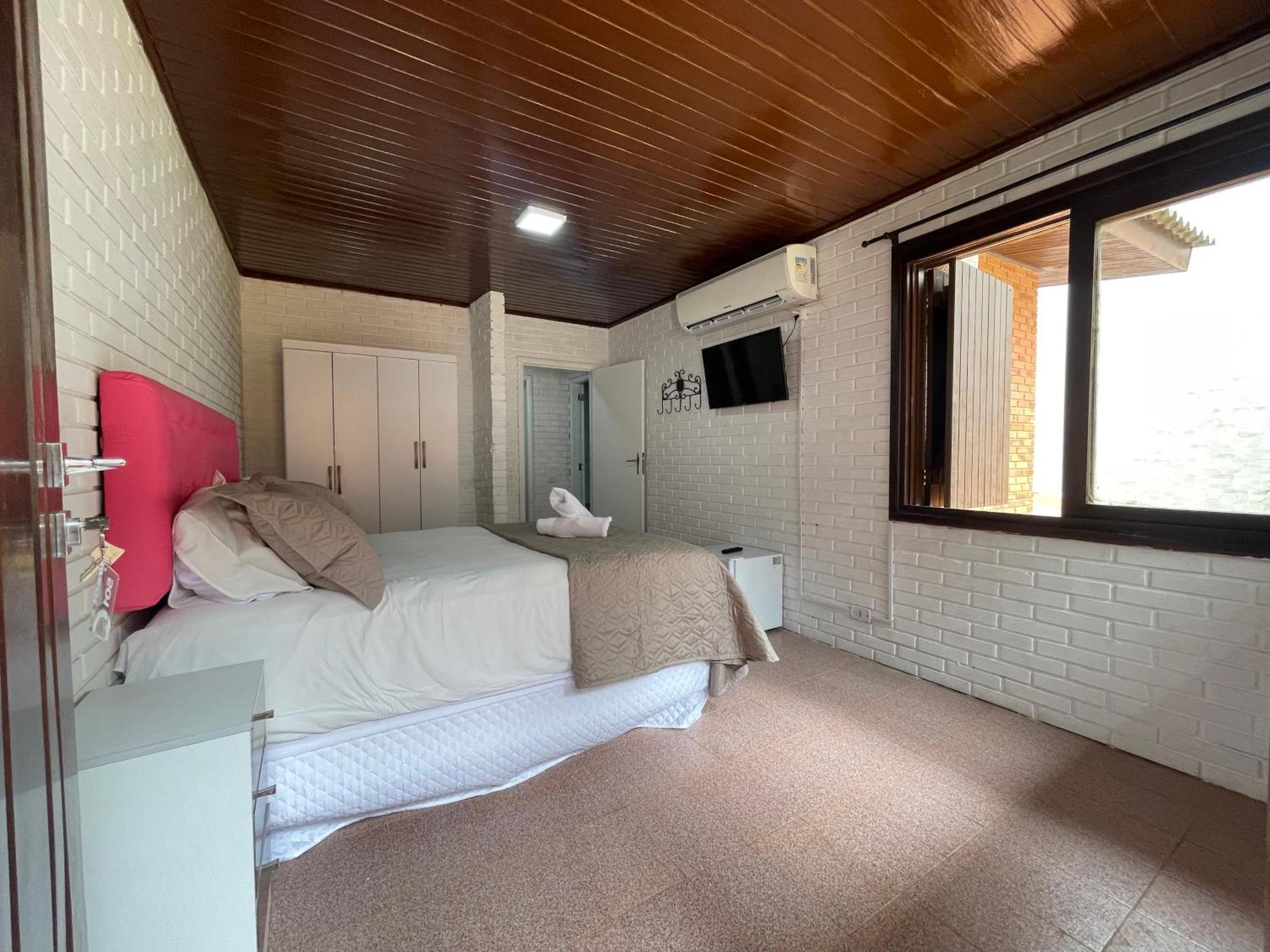 Suite com 2 Quartos
