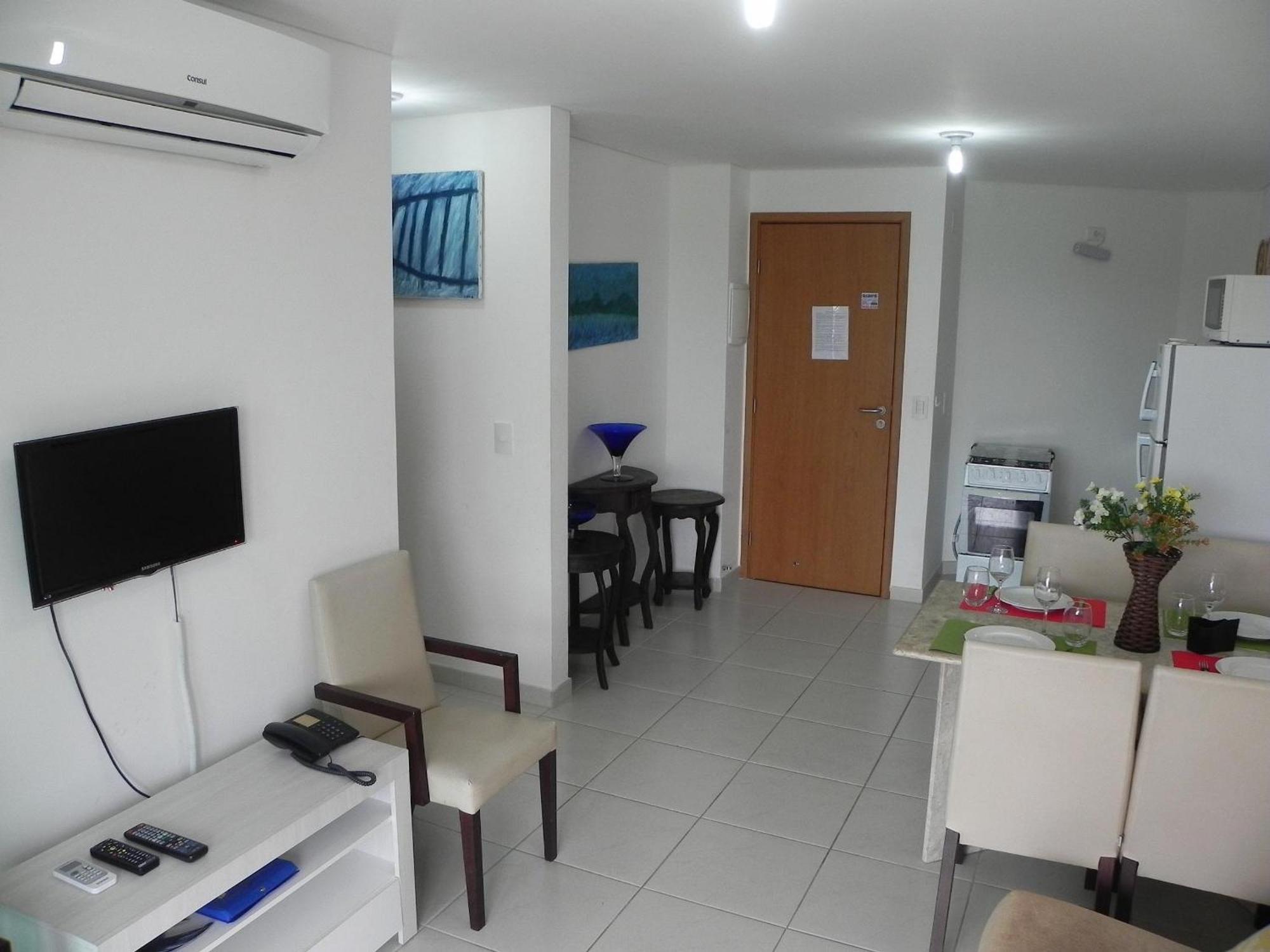 Apartamento de 1 Quarto com Varanda