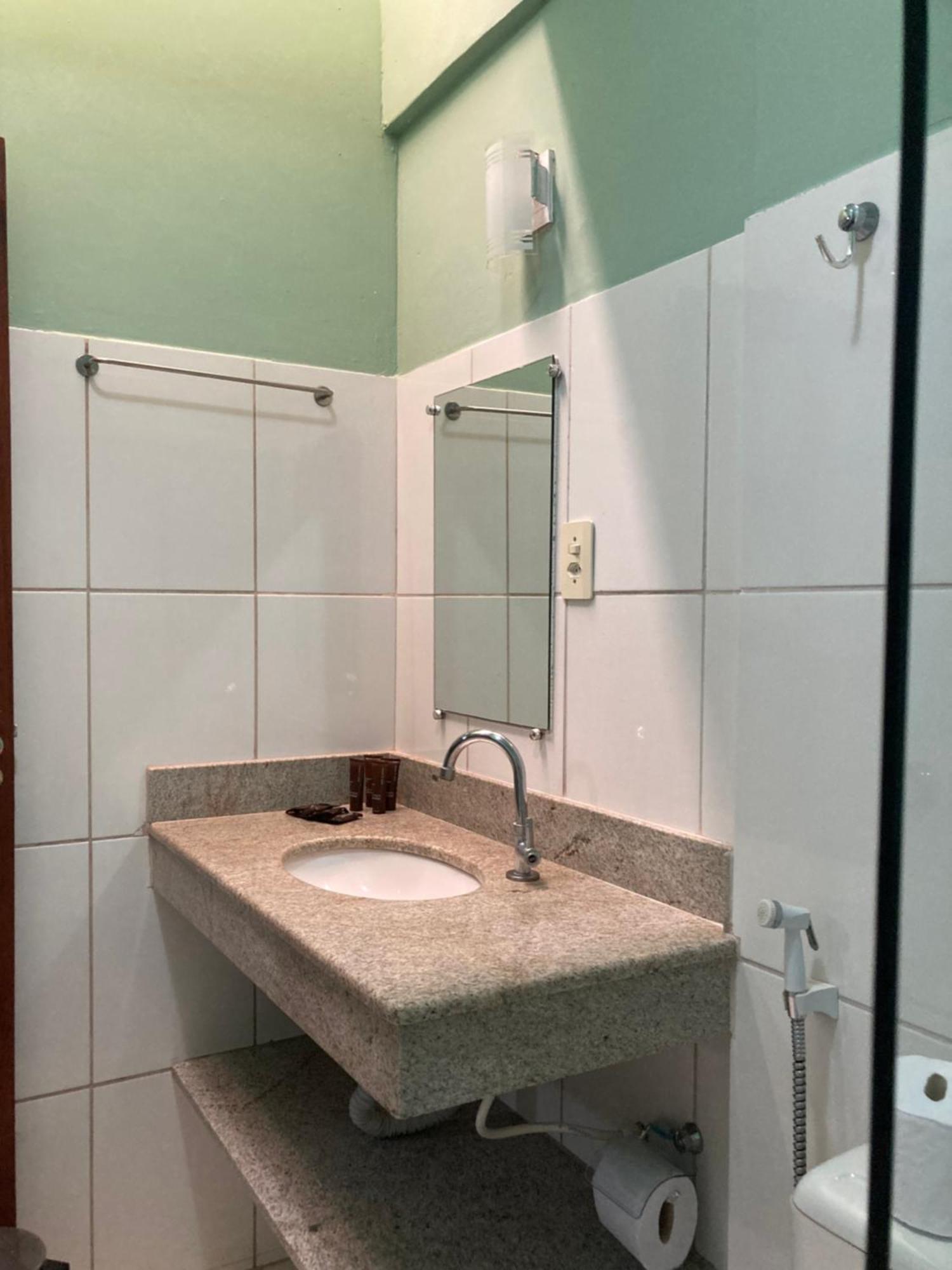 Quarto Duplo Família