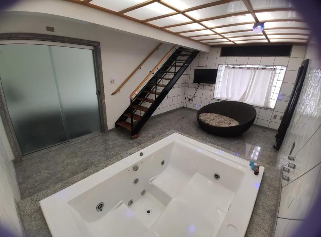 Suite Deluxe com Banheira de Hidromassagem