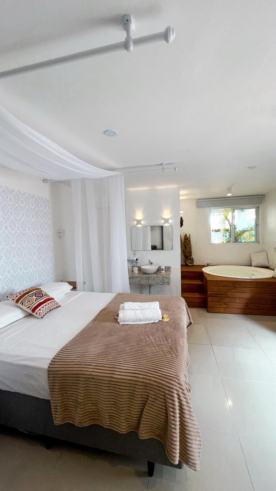 Suite com Banheira de Hidromassagem