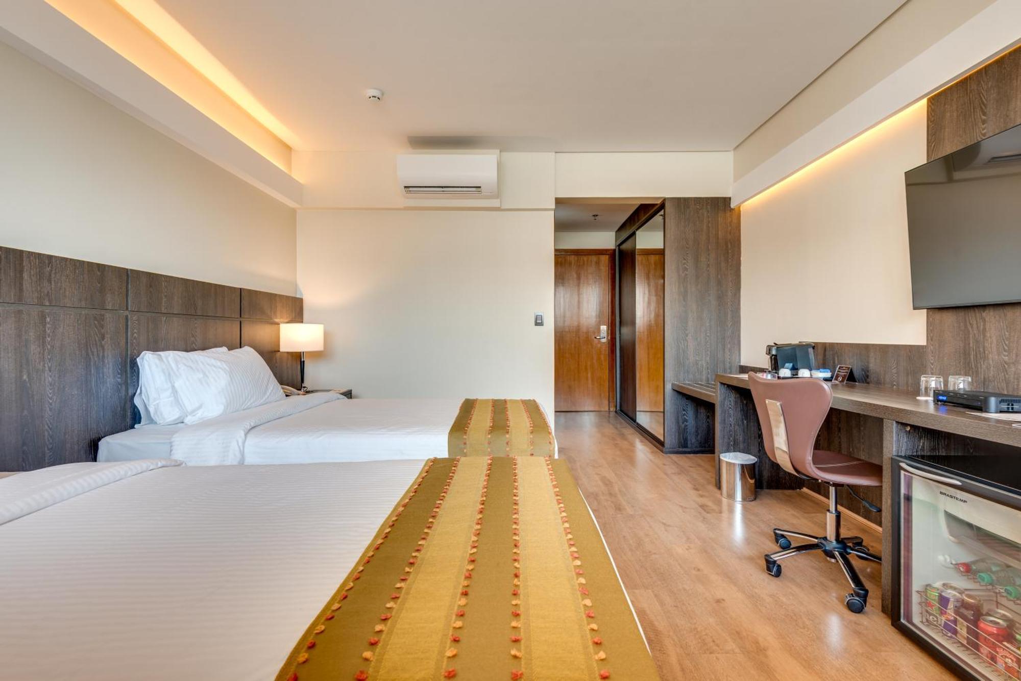 Quarto Twin Premium