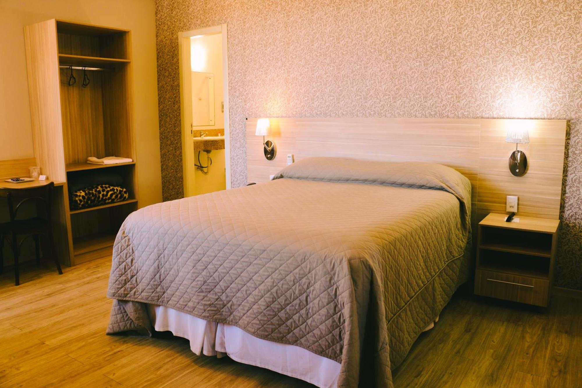 Deluxe Room with Air Conditioning
