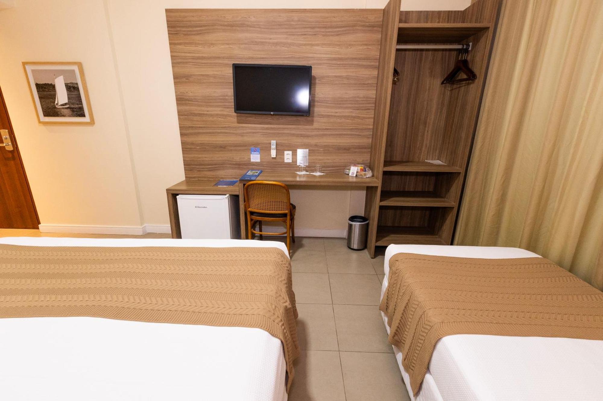 Quarto Triplo Superior