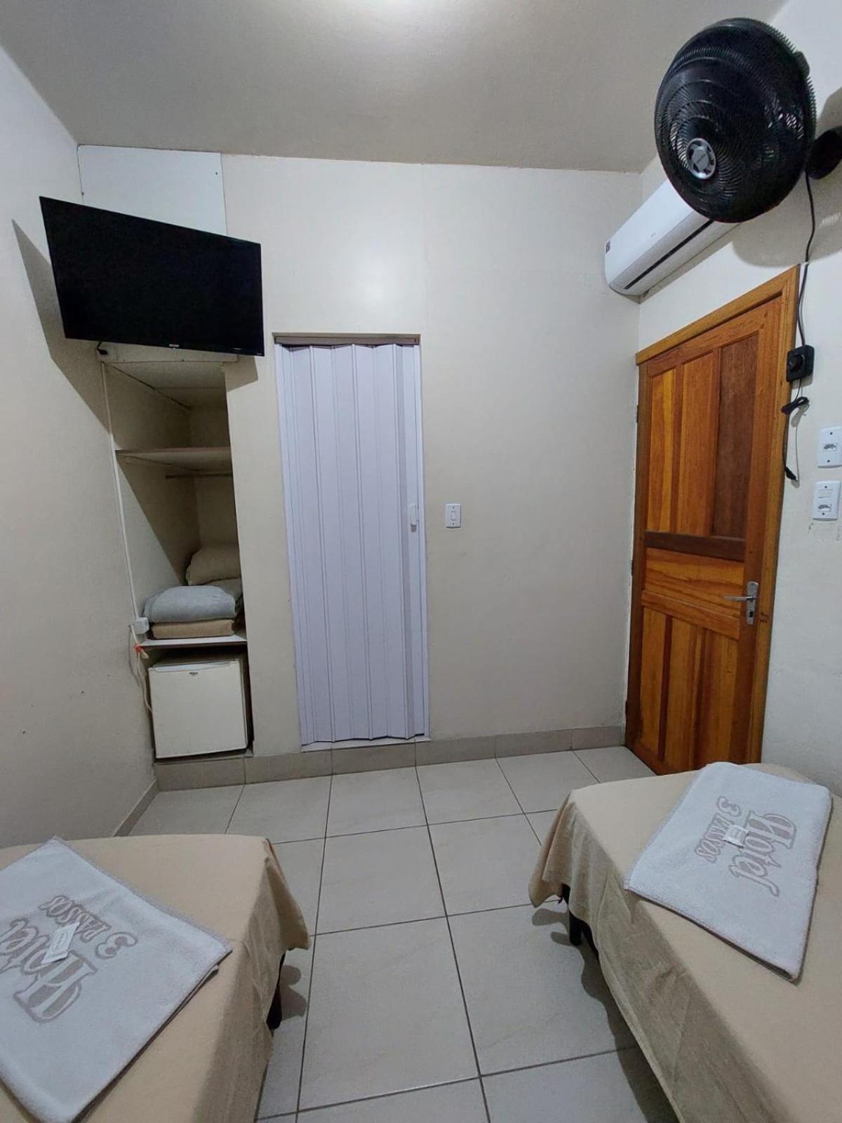 Twin Room,1686502859:JPEG