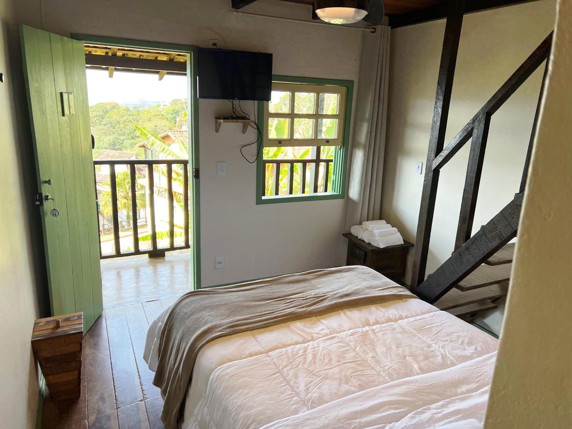 Quarto Quádruplo com Vista Montanha