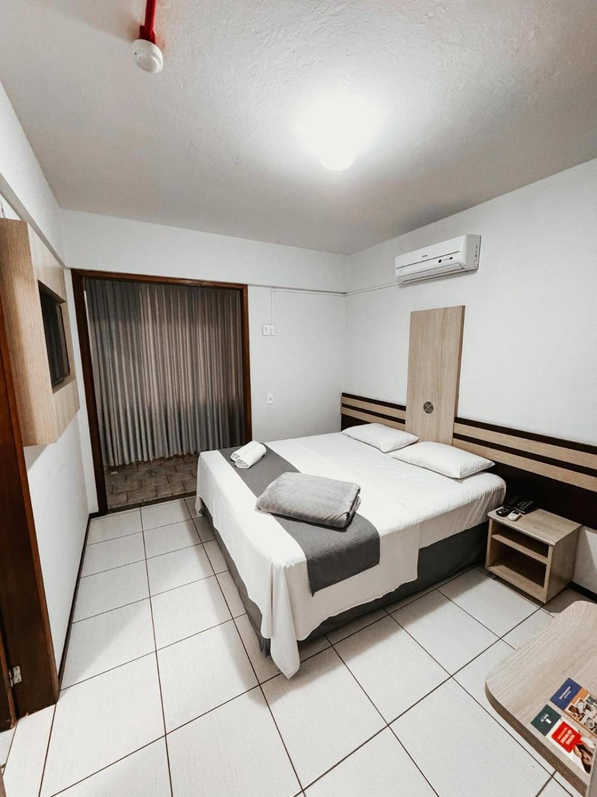 Quarto Duplo