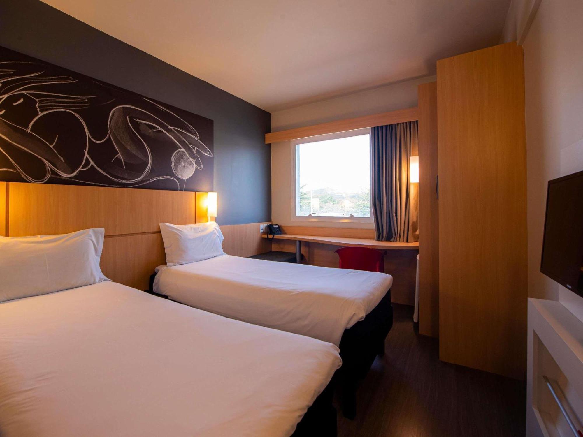 Apartamento Standard com 2 Camas Individuais