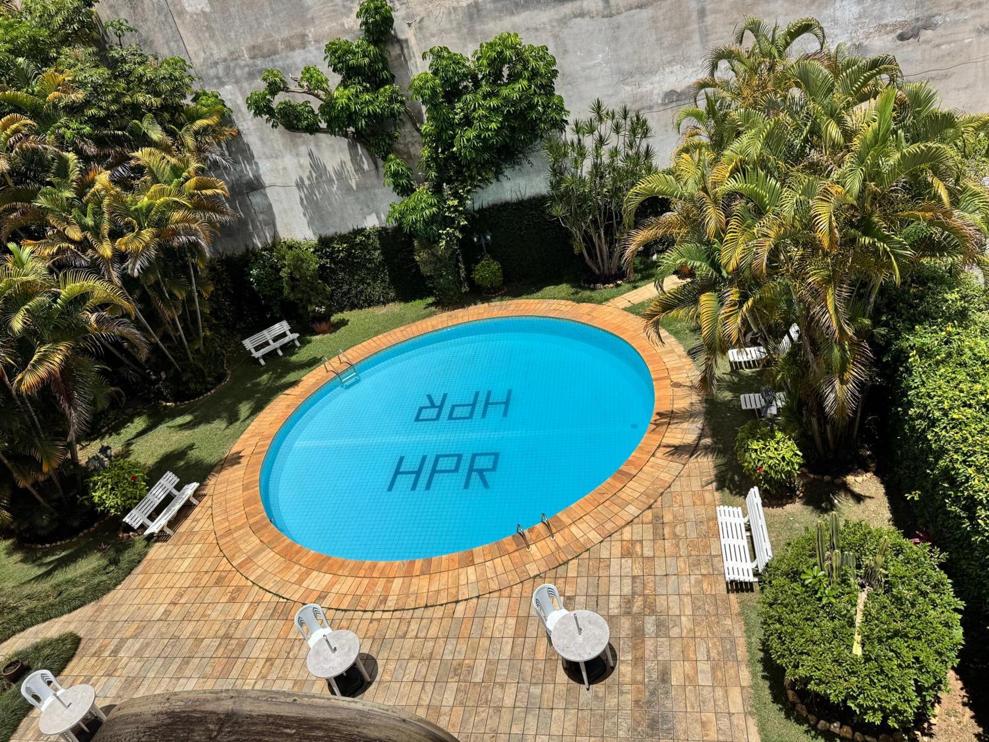 Suite Queen com Vista Piscina
