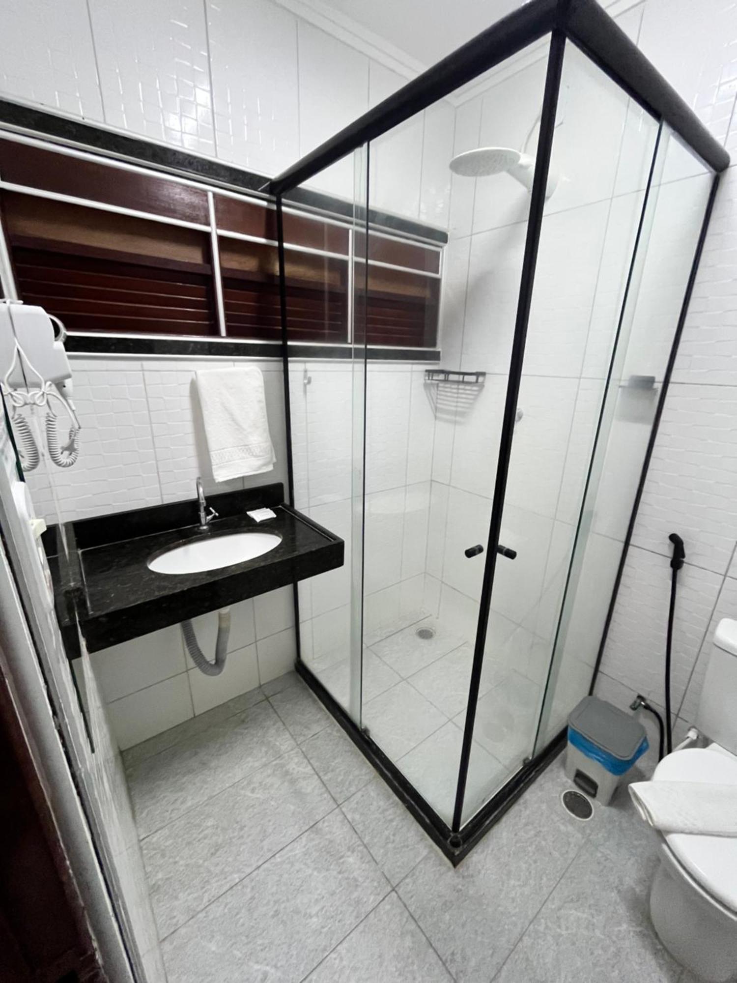 Quarto Duplo com Pátio
