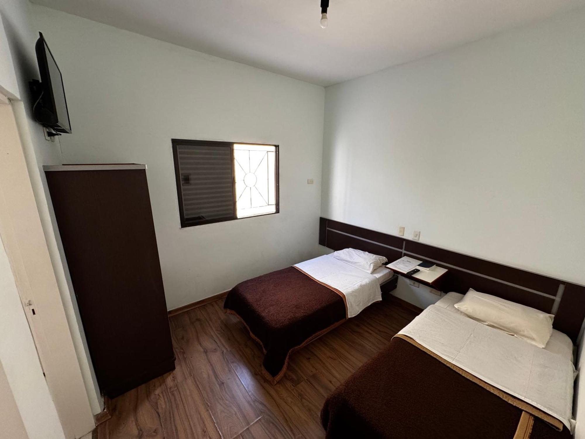 Quarto Twin