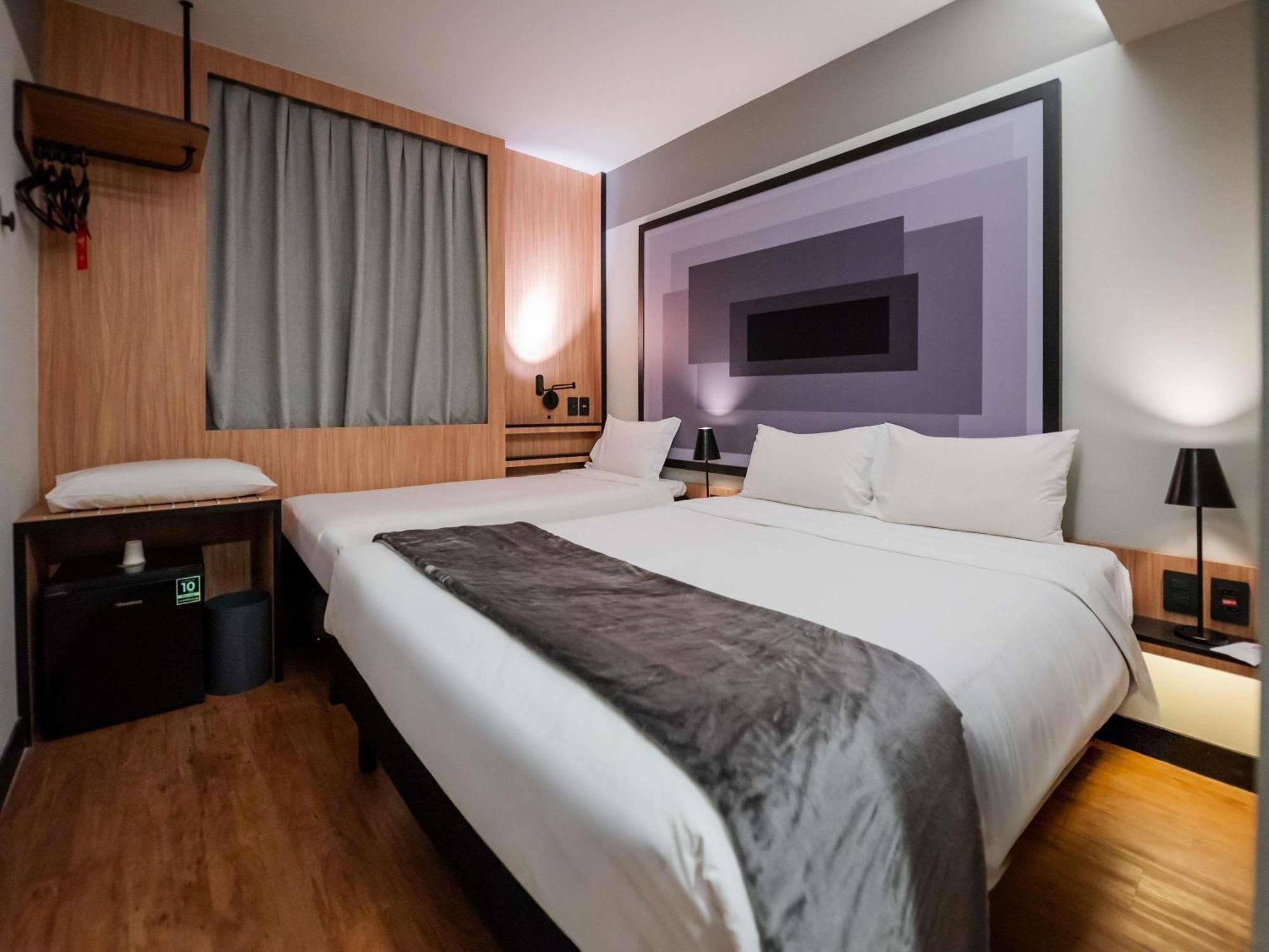 Quarto Superior com 1 Cama de Casal e 1 Cama Individual