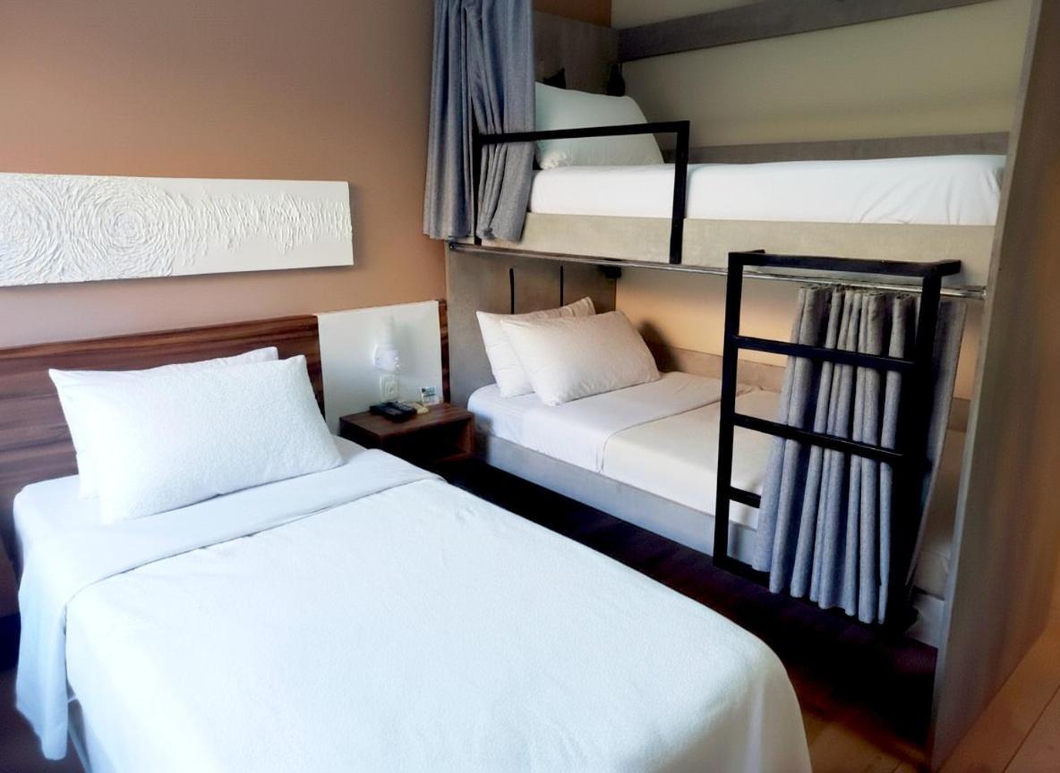 Quarto Triplo Standard