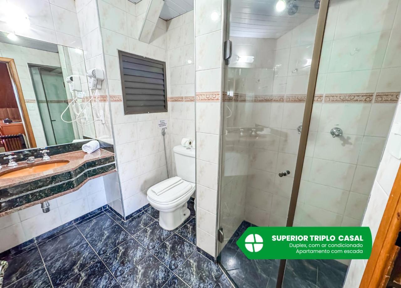 Quarto Triplo Superior com 1 Cama de Casal