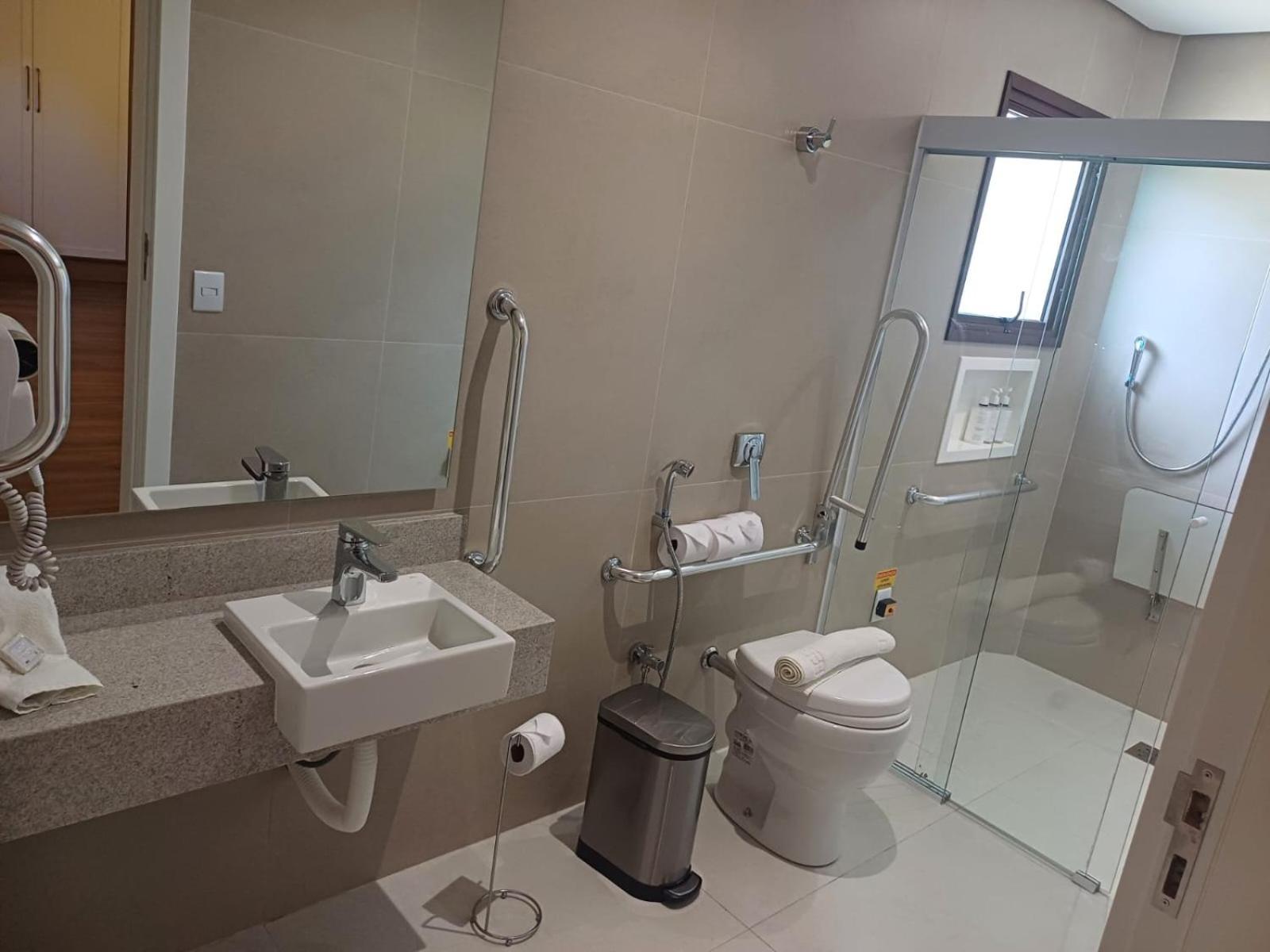 Quarto Triplo - Acesso a Pessoas com Mobilidade Condicionada