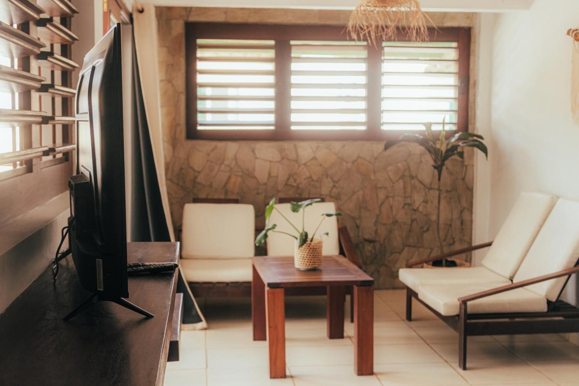 Apartamento Deluxe com 2 Quartos e Varanda