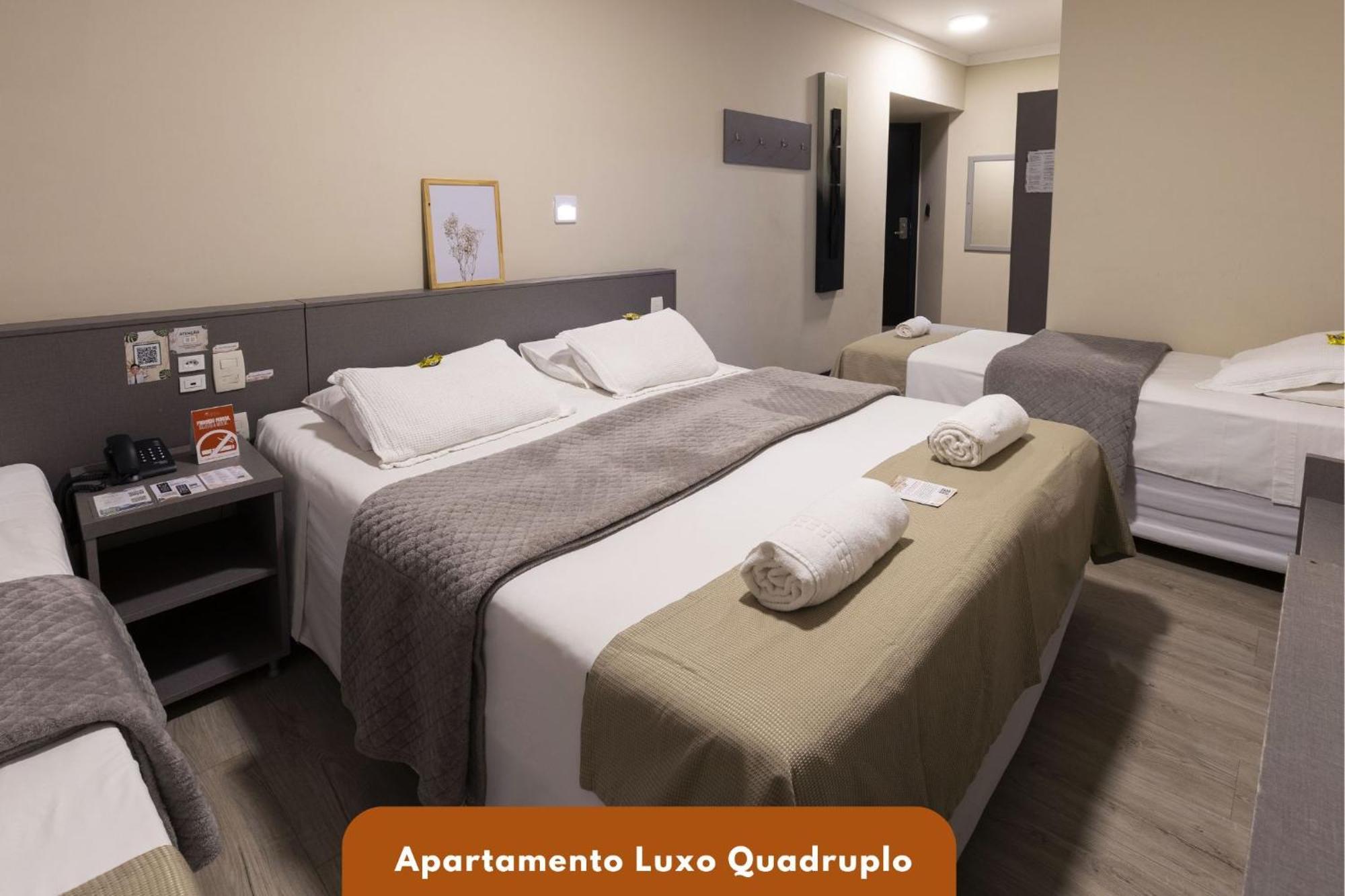 Quarto Quádruplo Luxo