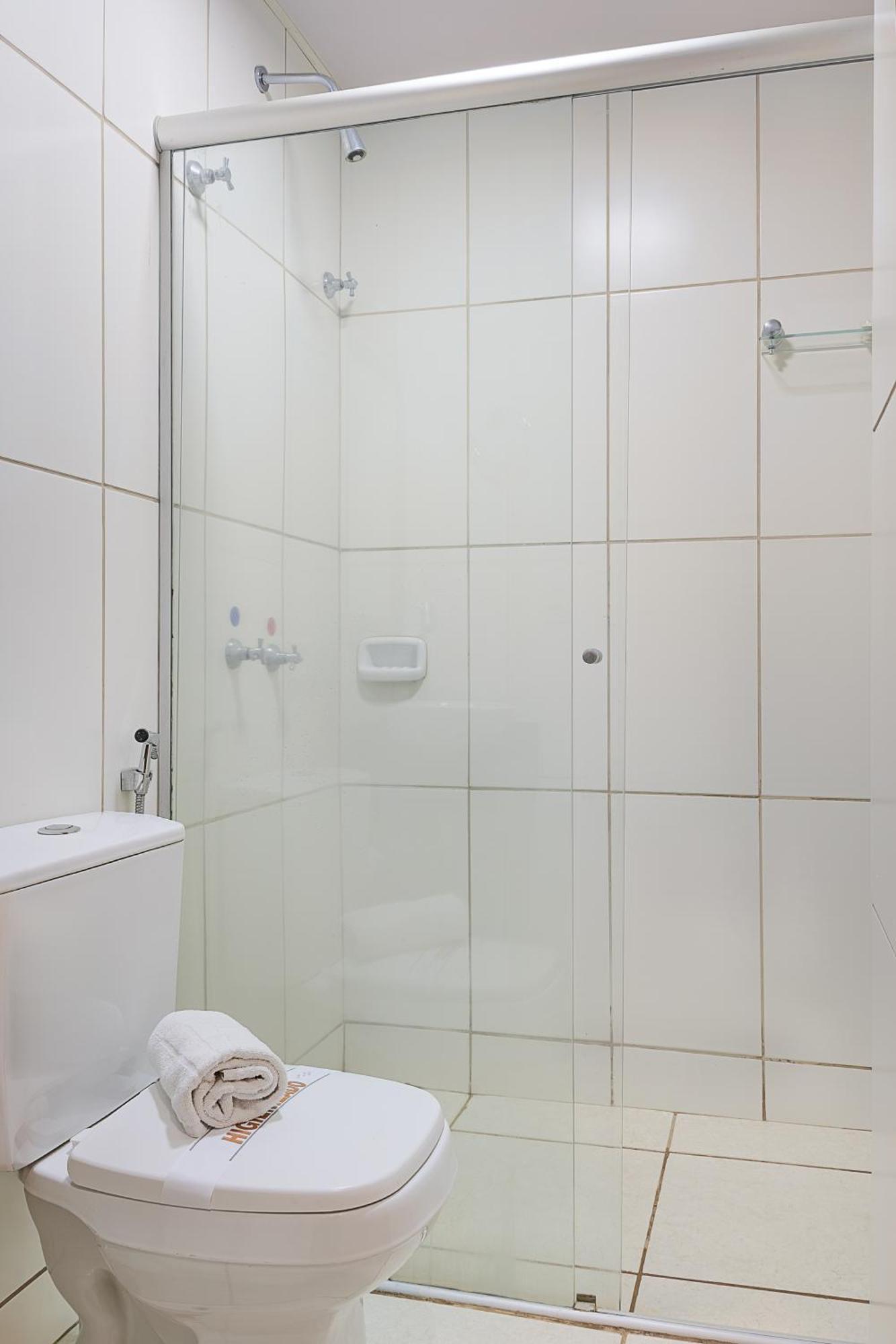Quarto Twin Standard