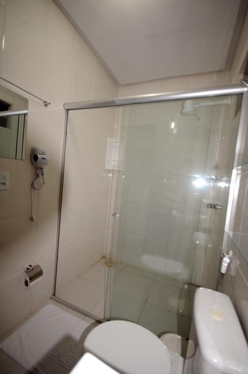 Quarto Twin Standard