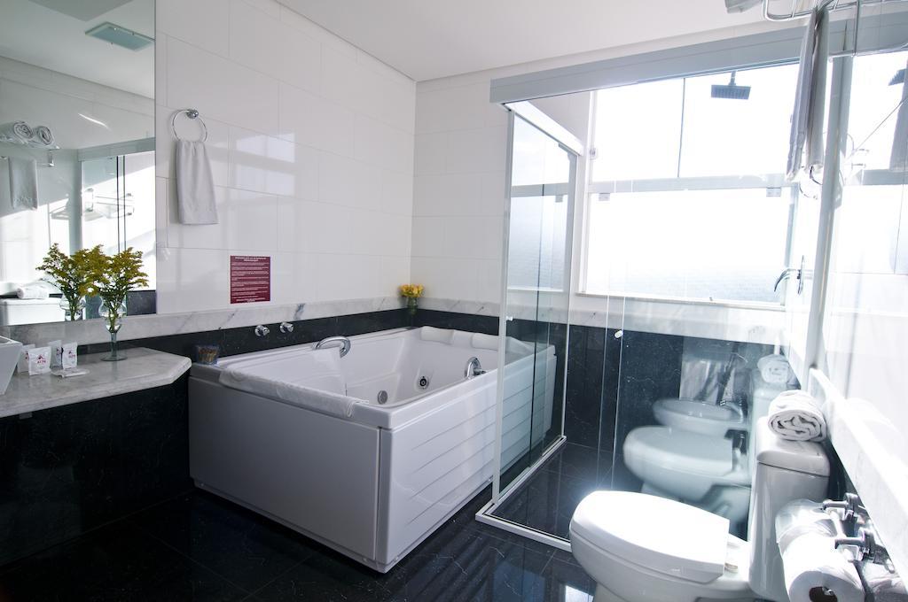 Suite com Piscina Privativa