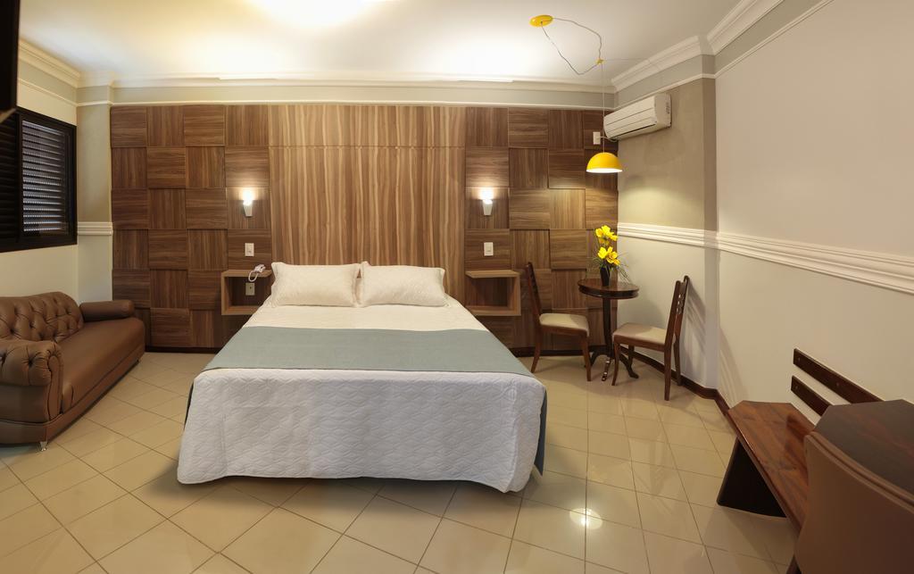 Suite com Banheira de Hidromassagem