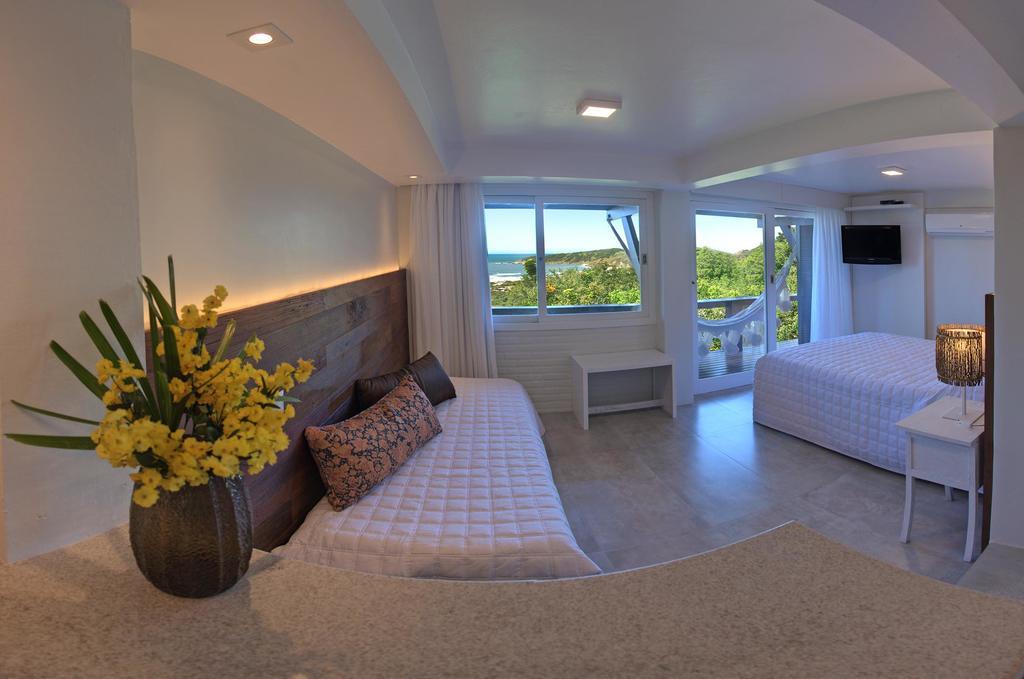 Quarto Triplo com Vista Mar