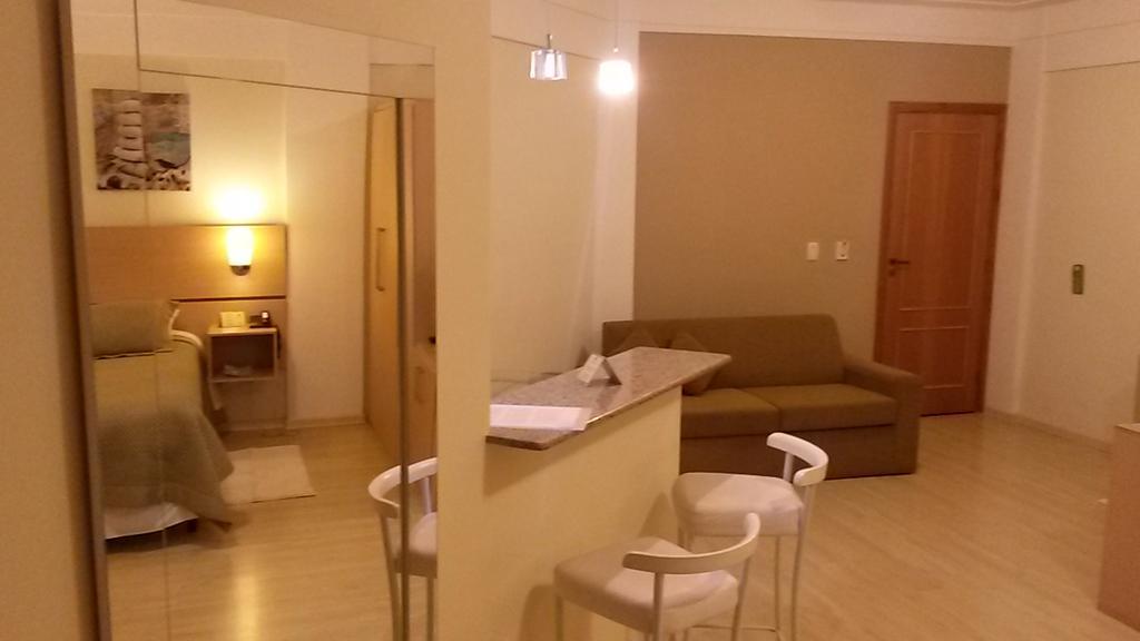 Quarto Quádruplo Luxo