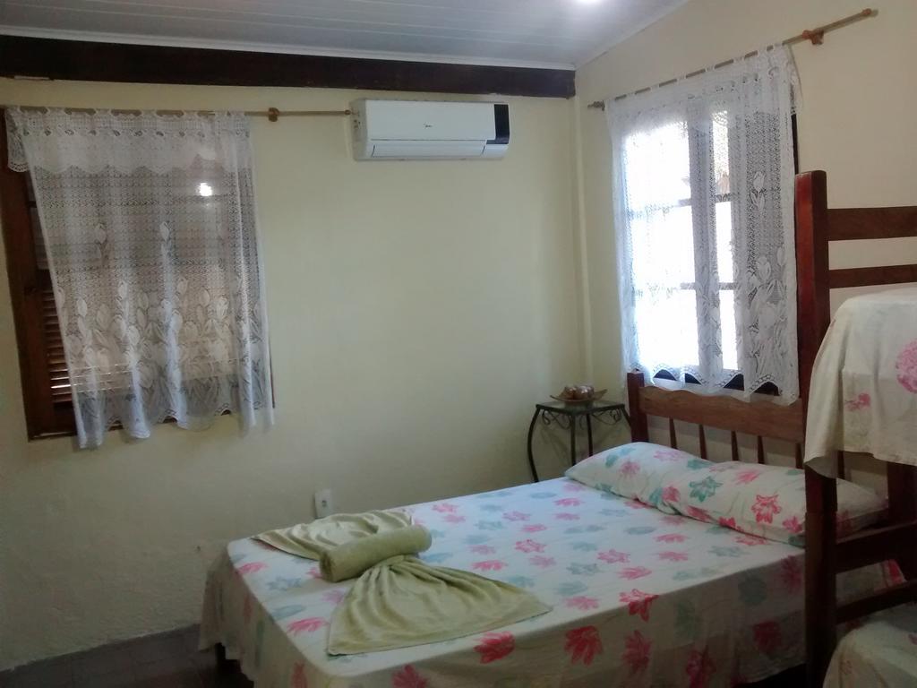 Quarto Triplo Básico